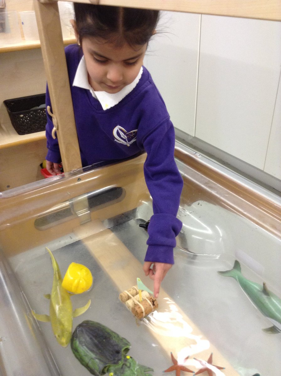 StSilas_Primary's tweet photo. Ash Class are keen on exploring different places. We tested which materials would float and which would sink. We then used our findings to create boats to sail the seven seas. #EYFSScience #FloatingAndSinking 🌍⛴️ https://t.co/9D4CZUQZeD