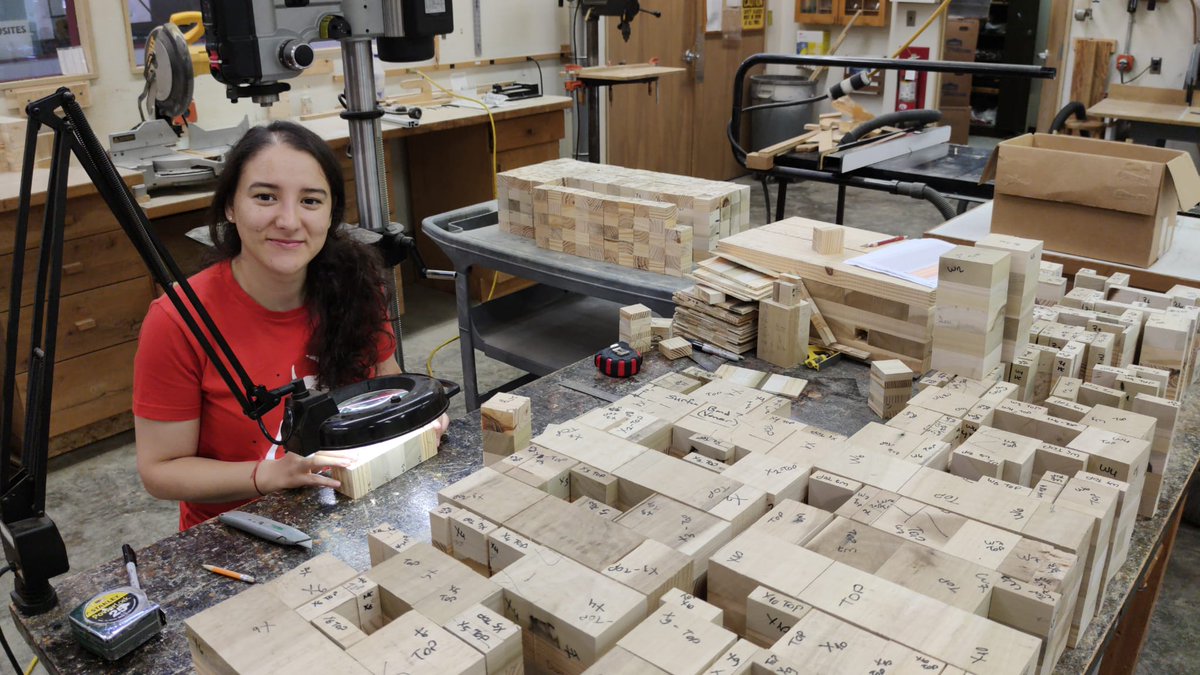 sustainbiomtrls's tweet image. We are proud to announce that MS student, Esra Satir, has won SBIO’s H.E. Burkhart Outstanding Masters Student award! Read more: ow.ly/5tH350MJ1NW 

#VT #SBIO #GradStudentSpotlight #HEBurkhartOutstandingMastersStudent