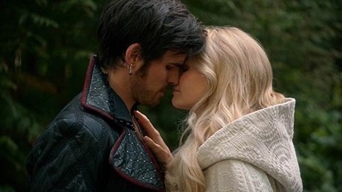 vesselofswan's tweet photo. omg can you imagine falling love with captain swan for the first time? https://t.co/1n8bARaqZo