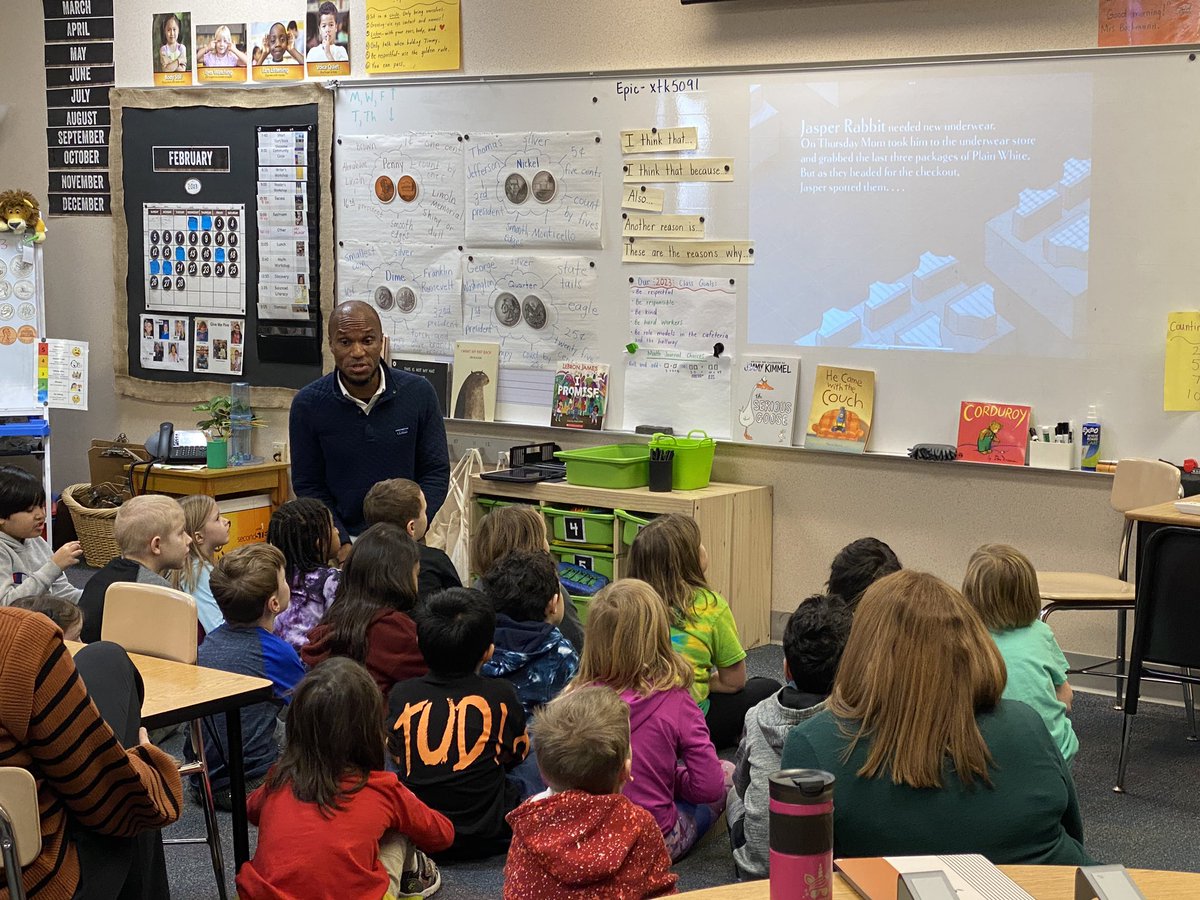 HPEPatriots's tweet photo. So happy to welcome @MisterMinor to HPE today! Thank you, Mr. Minor, for working with some of our students today! @Hampton4thgrade @bachmann_ashlee https://t.co/DrfJvT4AIe