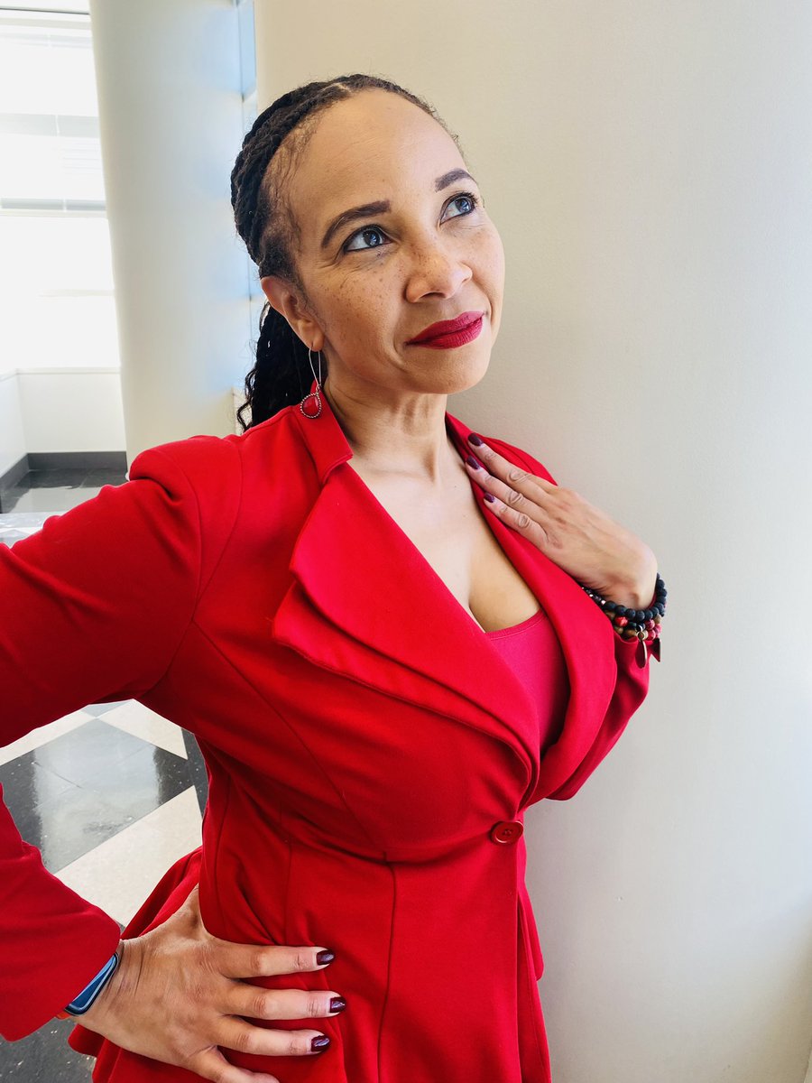 ItsDeniseGeneva's tweet photo. I heard it was National Wear Red Day. As if I needed a reason….
#nationalwearredday
#allthingssmallbusiness
#mondaynightlive
#minorityownedbusiness
#allthingsmoney
#disruptor #risktaker #rulebreaker #girlboss #girlceo #eboss #bossup #leveluplikeaBOSS https://t.co/doj8VlT8W8