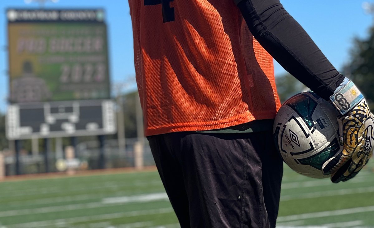 SavCloversFC's tweet photo. Remember when we said our player reveals are coming soon? 

The countdown begins... February 6th, 2023. 

Hint: He has a beard and wears gloves 🤫 https://t.co/KKHStMGACa