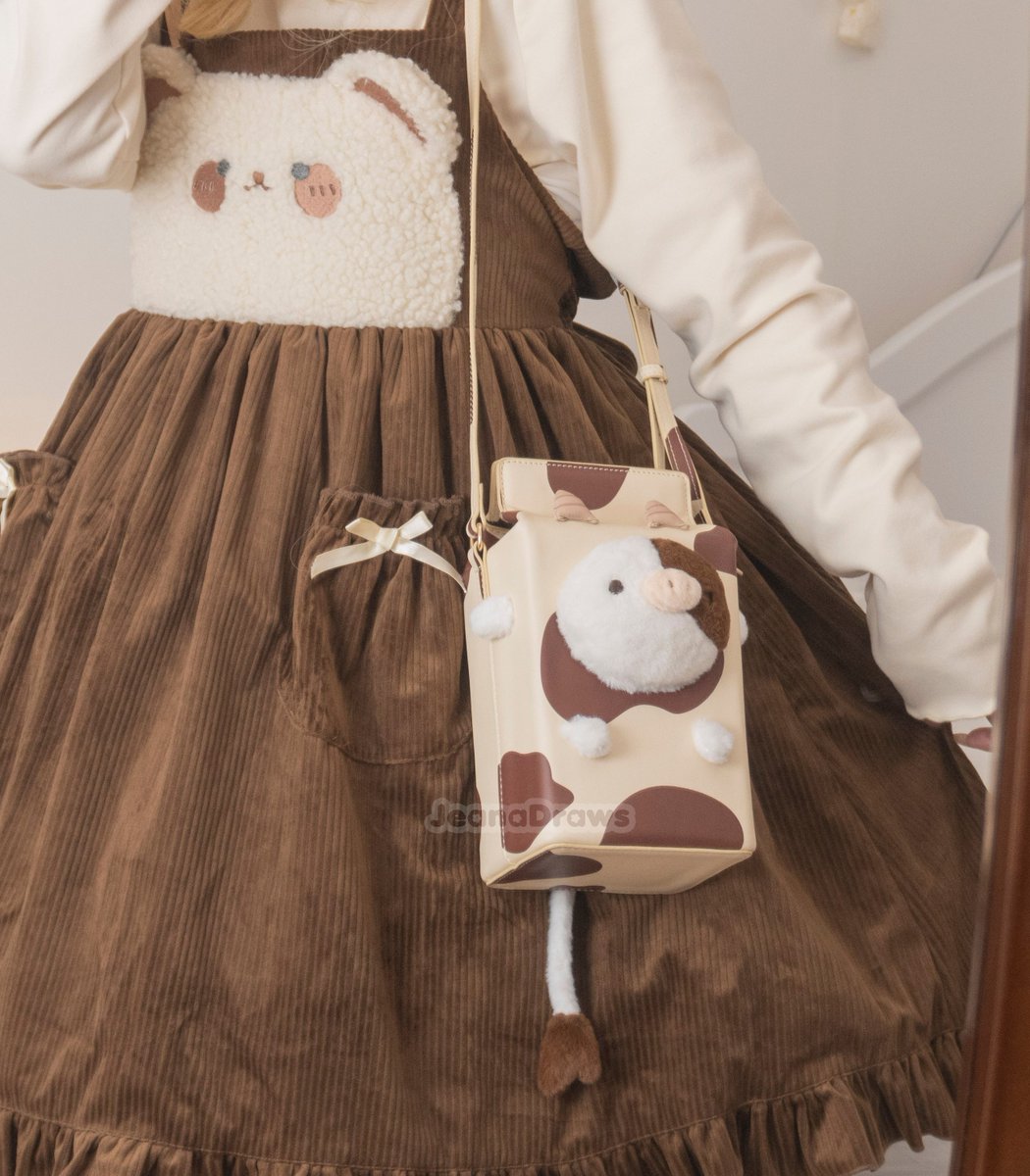 J e a n a 🌸 on Twitter "cow milk box purse
