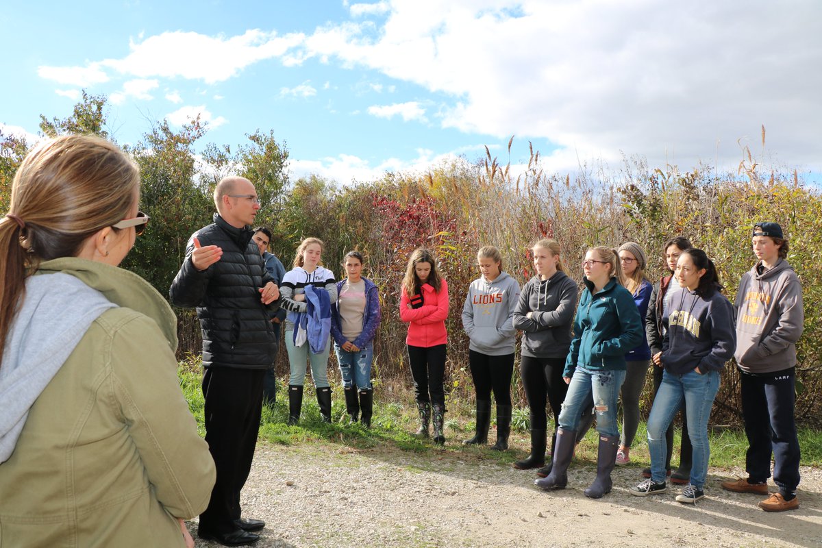 essexregionca's tweet photo. In 2016, ERCA participated in a pilot project to test methods of control for Phragmites at our Hillman Marsh Conservation Area. Watch our video to learn more: https://t.co/3FN04u54vn
#INVSPWK #placeforlife #pathwaysofspread https://t.co/JiPHulgW8S