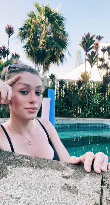 Listen, Liking someone like me dosent effect manhood, or sexuality if you don&rsquo;t let it. Some &ldquo;straight&rdquo;men