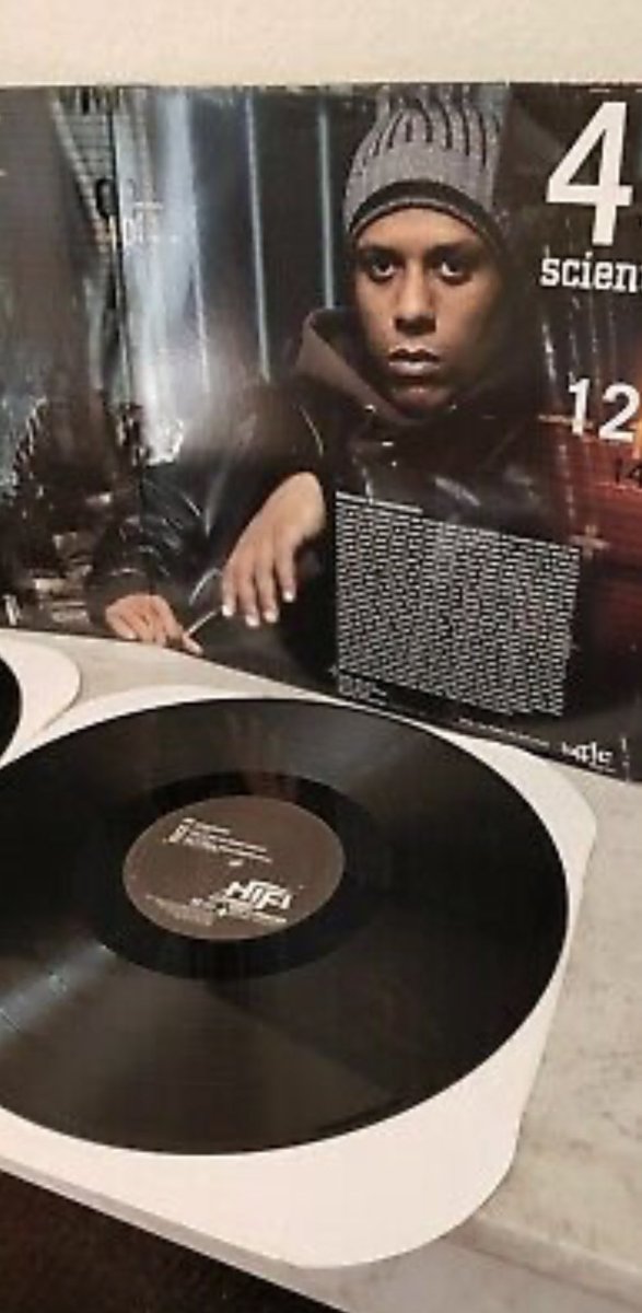 Ebola🩸 tweet media