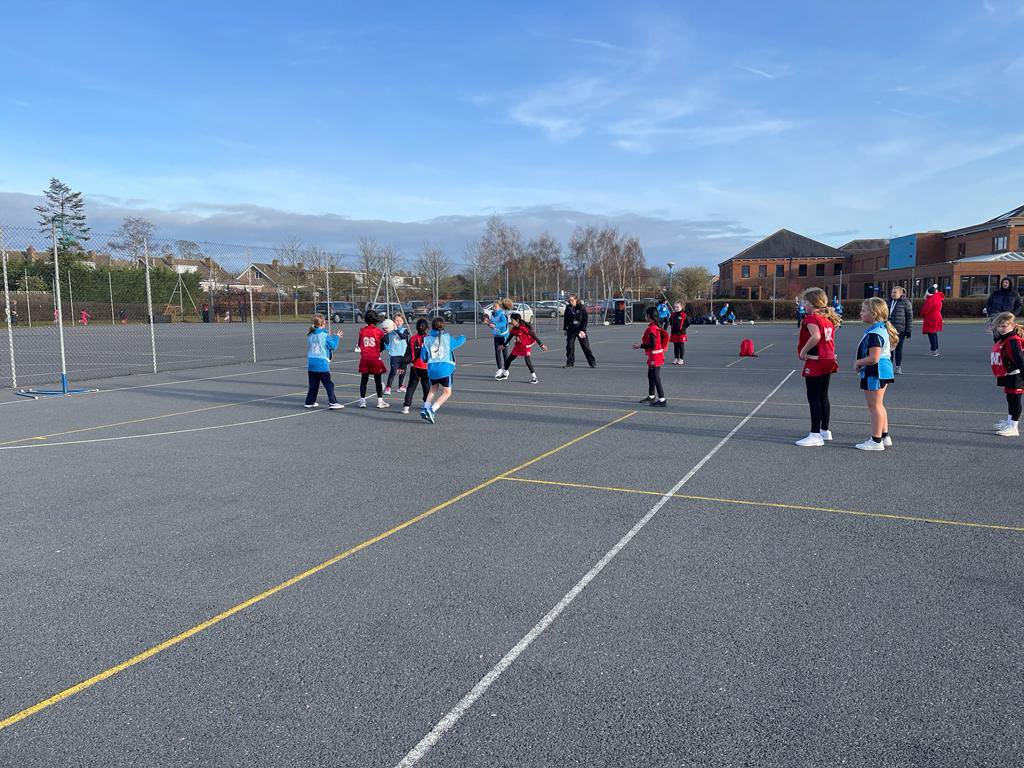 NHS_Sport's tweet photo. Matches for the Year 4 and 3 against Quinton #netballrules #learningthroughplay #teamwork https://t.co/WprHOeRn5A