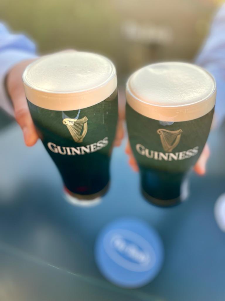 Thebathpub's tweet photo. That first sip on a bank holiday Friday 👌 #thebathpub #guinness https://t.co/awAHh2AS6L