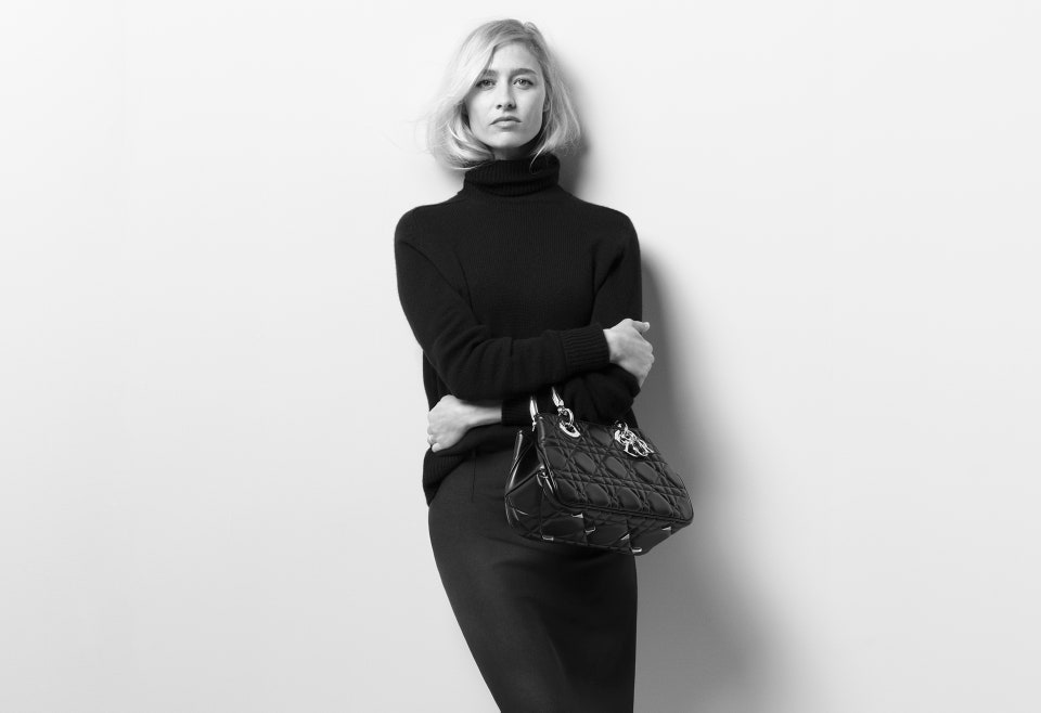 UsefulTalent's tweet photo. BEATRICE BORROMEO FOR DIOR

https://t.co/hFZkTtUcC9

#beatriceborromeo #dior #blackandwhite  #celebrity #brandambassador https://t.co/snu4bzhXTg
