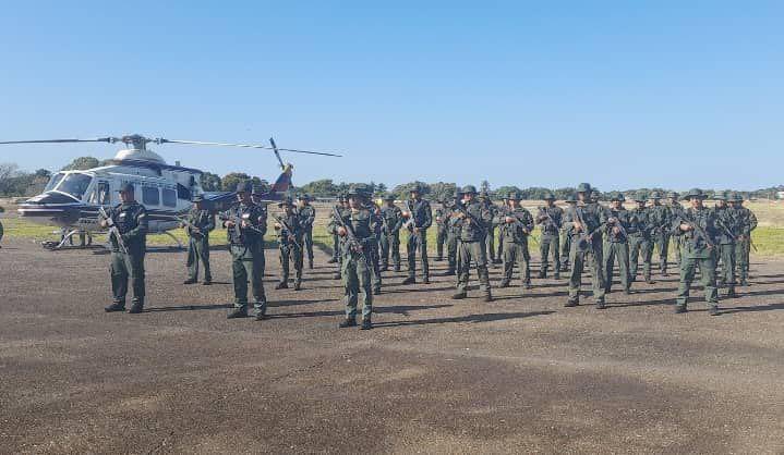 #FANB inicia campaña de reforestación en el Parque Nacional Canaima para recuperar los daños ocasionados por la minería ilegal de grupos inescrupulosos que arbitrariamente y al margen de la ley han irrumpido en los ambientes protegidos.