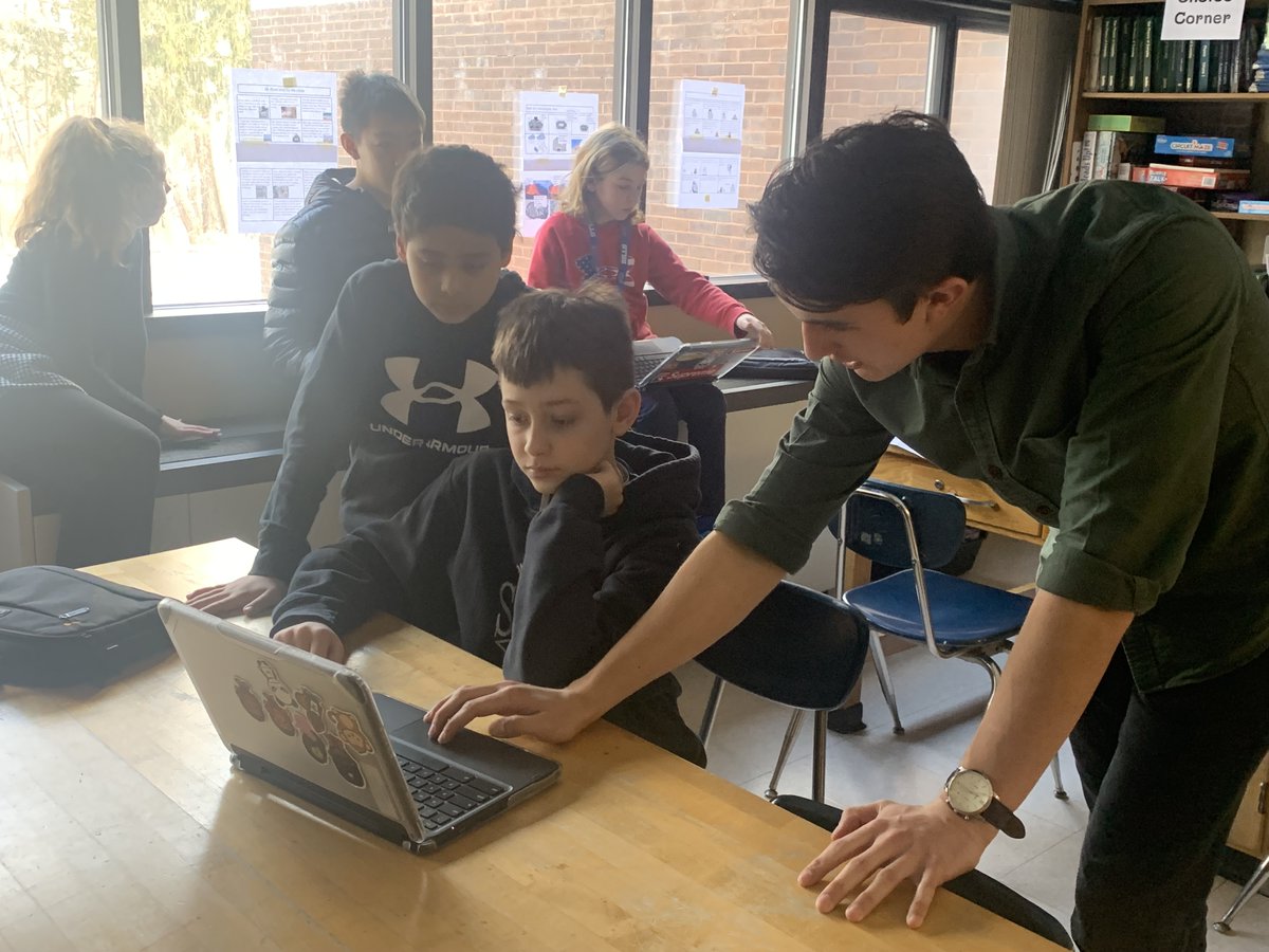 ACSRochester's tweet photo. AC senior Tommy D. helped create and is mentoring AC’s Middle School Stock Market Class, where students compete nationally by investing $100,000 of pretend money in a simulation of the real-time stock market. Tommy will attend Cornell University in the fall. https://t.co/WAdK9gHl1n