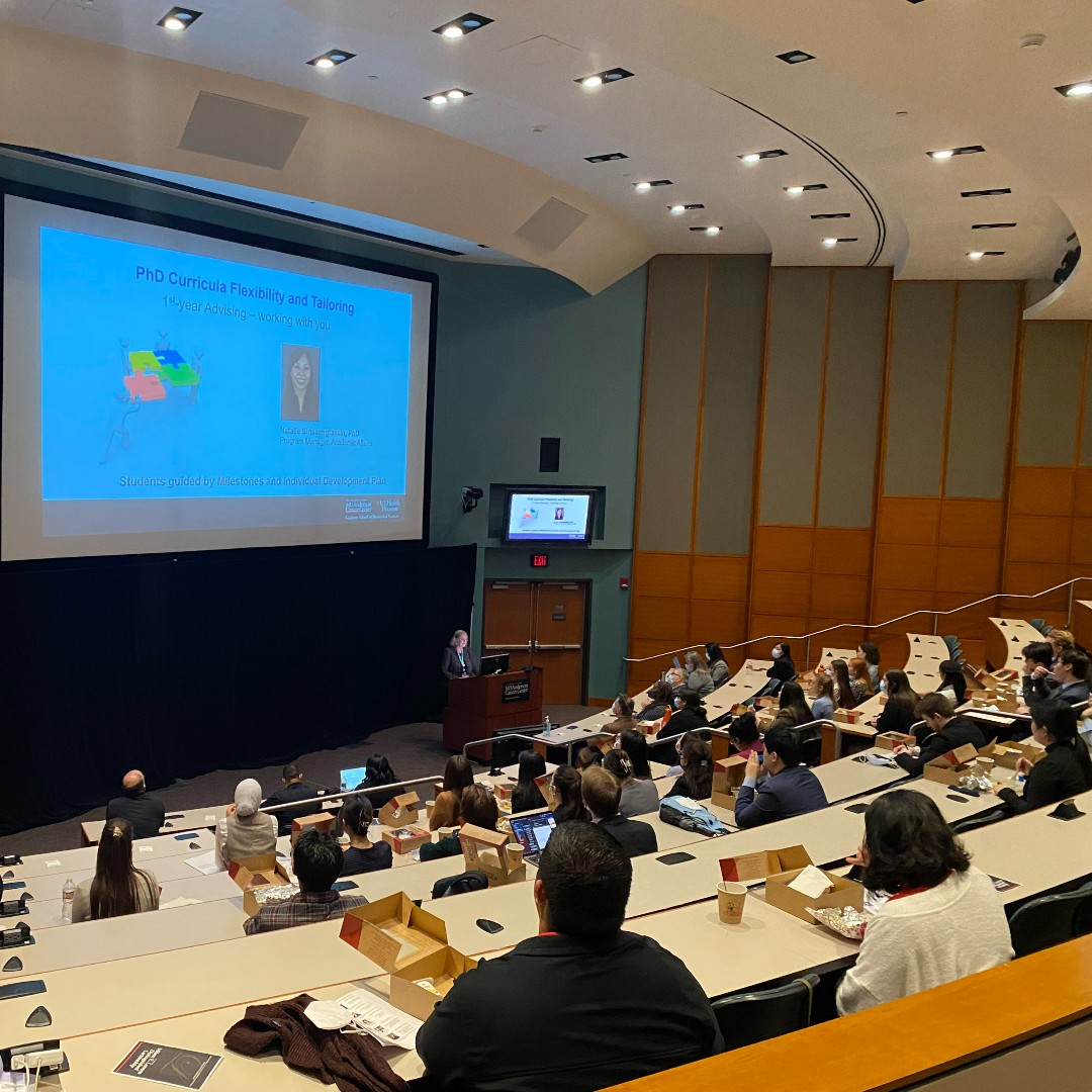 Today the GSBS is hosting the second visitation of the season! Applicants will be learning about our programs and policies, interviewing with faculty, and getting familiar with our campus and culture. Please join us in welcoming our potential students to campus!
#WeAreGSBS