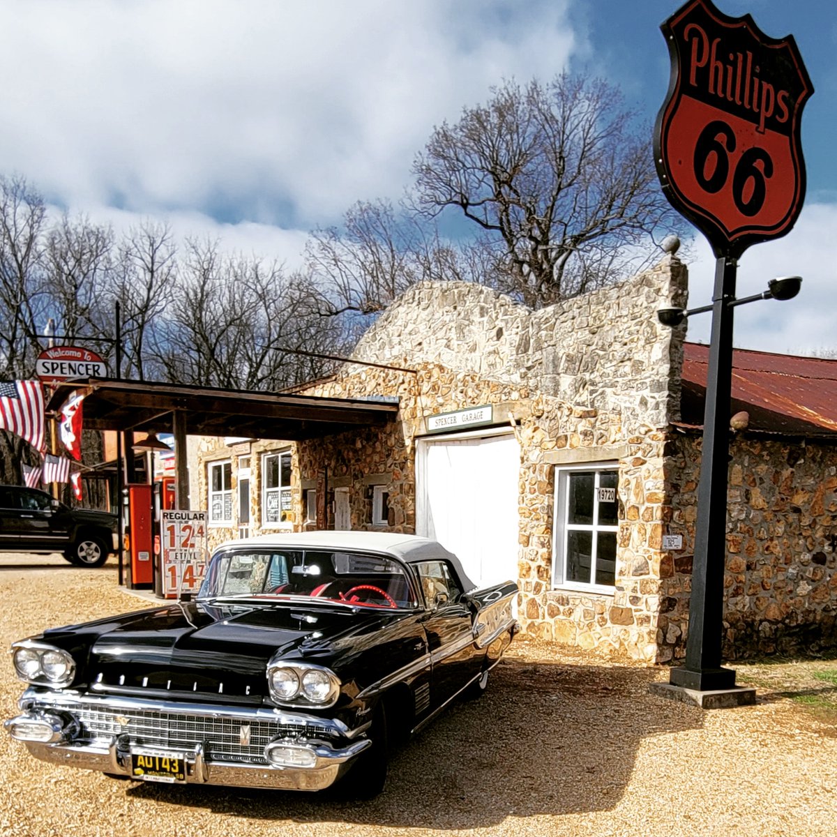 Spencer Station / Route 66 World tweet media
