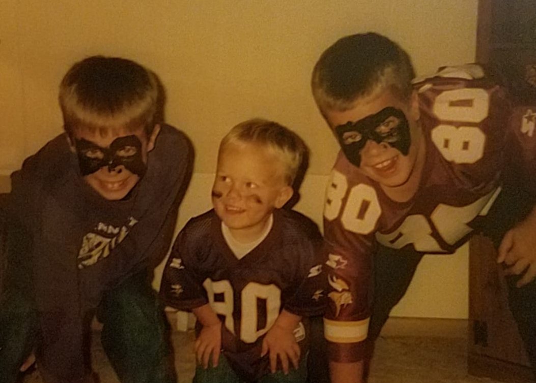 bergjordan22's tweet photo. @johnnyrandle93 @Vikings @NFLLegacy my favorite viking of all time https://t.co/pmVQEaitmX
