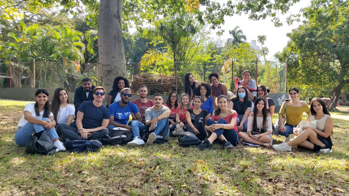 BienestarTurUH's tweet photo. 🌹La asignatura optativa Introducción al Turismo de Bienestar fue concebida desde @BienestarTurUH para que estudiantes de la Lic. en Turismo puedan acercarse al concepto de #bienestar y su visión desde el #turismo. 
@FturUh @UdeLaHabana @MinturCuba @CSMCSaludCuba https://t.co/aJVDmKW1pk