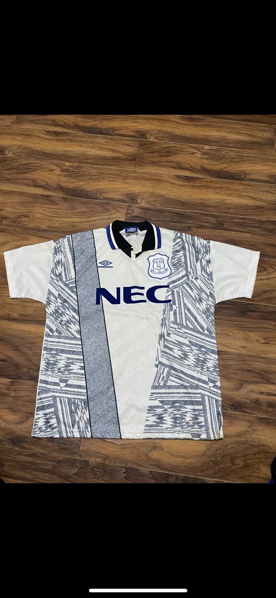 CollectingEFC's tweet photo. 86 away - men’s small - £100 

94 away - XL - £45 ( storage stains ) https://t.co/mxVwMCqk5H