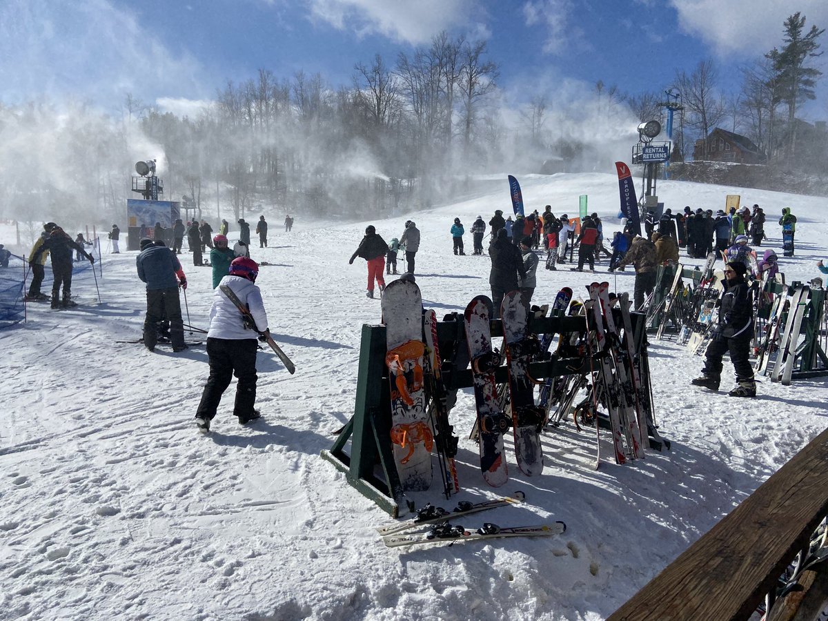 Great to see nearly 100% helmet usage in snow sports, now we just need more star ⭐️⭐️⭐️⭐️⭐️ helmets VT.edu/helmet @ICTASVT