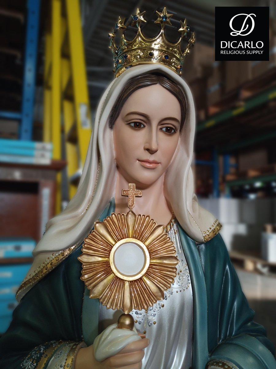 DiCarloRSC's tweet photo. #JustArrived and uncrated at our #Toronto #Warehouse! This #bespoke #CustomStatue of #OurLady of The #MostBlessedSacrament is #exquisite, the #Theological #expression #profound. #OutForDelivery to #ourClient this afternoon! https://t.co/6tyXqY5gt7