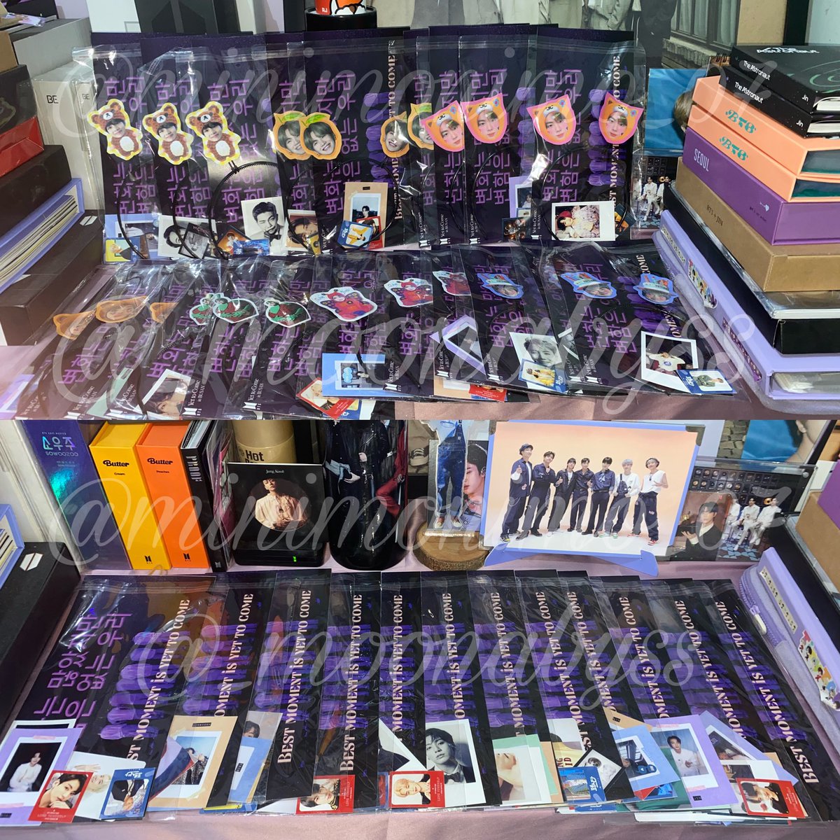 _moonabyss's tweet photo. Hulaaaa aku sm @minimonimo_07 mau kasih sedikit freebies buat armydeul yg besok nonton Yet To Come di CGV Dmall. Semoga kalian suka sm freebies dari kami, see u tomorrow💜💖🫶🏻🤍🥰🤗 https://t.co/8iUFyHf1p5