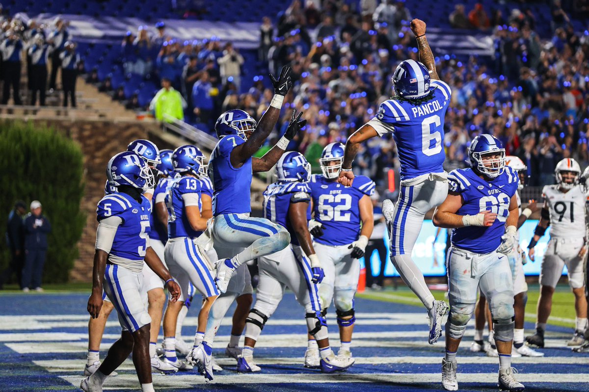 aupiu45's tweet photo. Blessed to receive an offer from Duke University!!🔵😈 #BLEEDBLUE @DwayneThomas_ @coachhemp @BrandonHuffman @ChadSimmons_ @adamgorney @GregBiggins @mikemoon42 https://t.co/YeZH4lsNQx