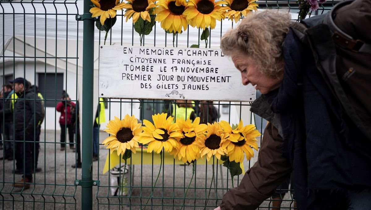 Mort d'une gilet jaune écrasée en Savoie : la conductrice reconnue coupable d’homicide involontaire francebleu.fr/infos/faits-di…