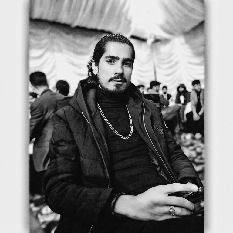 Murshiid1's tweet photo. #NewProfilePic https://t.co/R4R7Vi5dTT