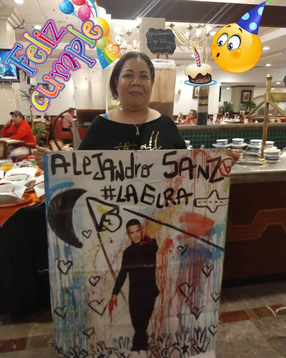 Dulcesitagovea's tweet photo. Feliz cumple @chamiritos 🎉 que tu día este lleno de felicidad y sorpresas, como la que esperemos que te de @AlejandroSanz con su mensajito de felicitaciones.
@SanzerasMx 
#FelizVueltaAlSolMiros
#CumpleSanzero https://t.co/rDG5uxALNE