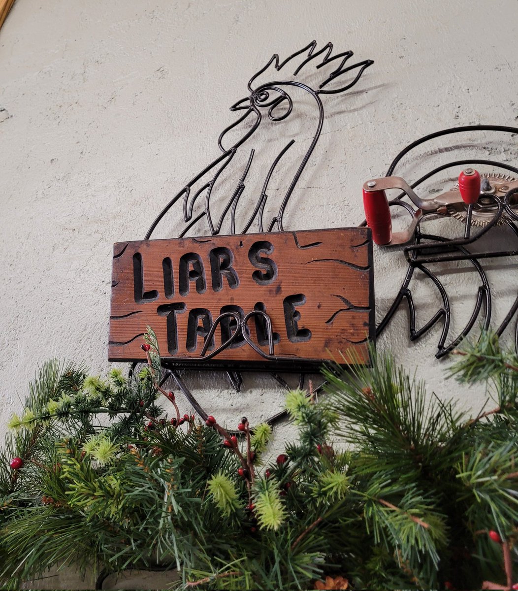 lmsbarnett's tweet image. We&apos;re apparently on the correct table at Staggs Deli #allibraries @ASLAlib