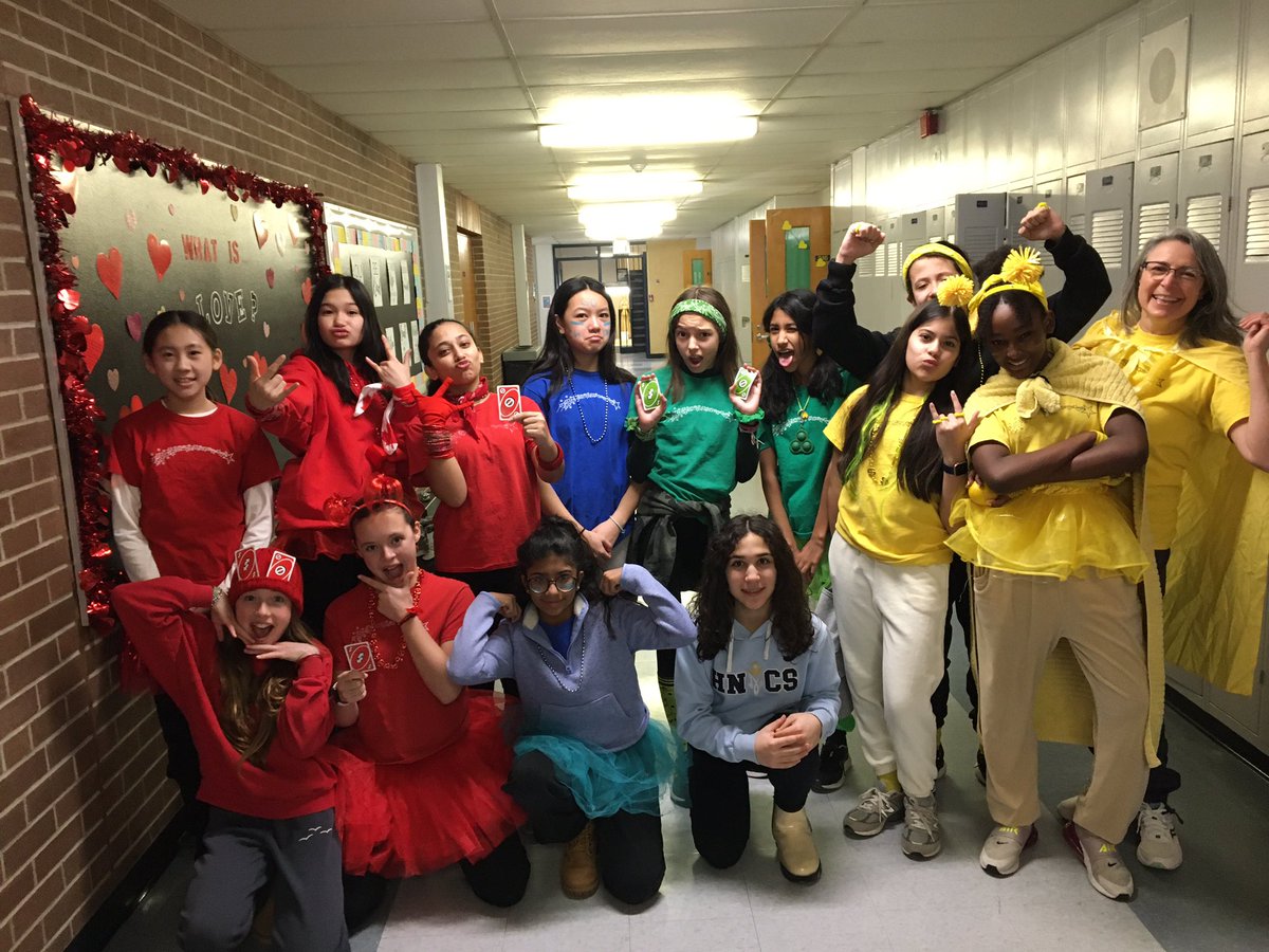 MsPrillo's tweet photo. Grade 7 shows their extreme house spirit!! @HNMCS https://t.co/CP2KrjQXJS
