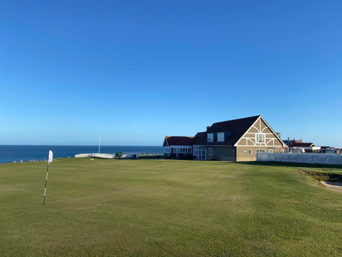 BGreenkeeping's tweet photo. The greens team have been busy this week taking advantage of some dry windy weather this week. Jobs completed include greens hand cut, aprons cut, tees cut, fairways cut and a light top dressing has been applied to the greens. ⛳️🏌️‍♂️💨☀️ https://t.co/ykd81PSWOa
