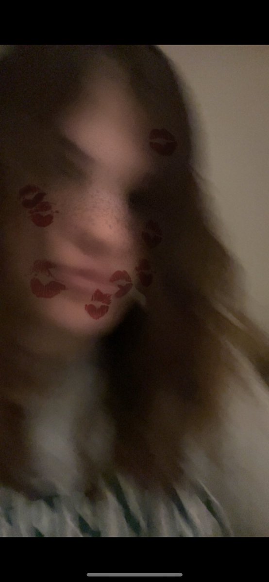 louisxtvbv's tweet photo. which song am I from walls? 
#3YearsOfWalls https://t.co/AsXNWY47Ex