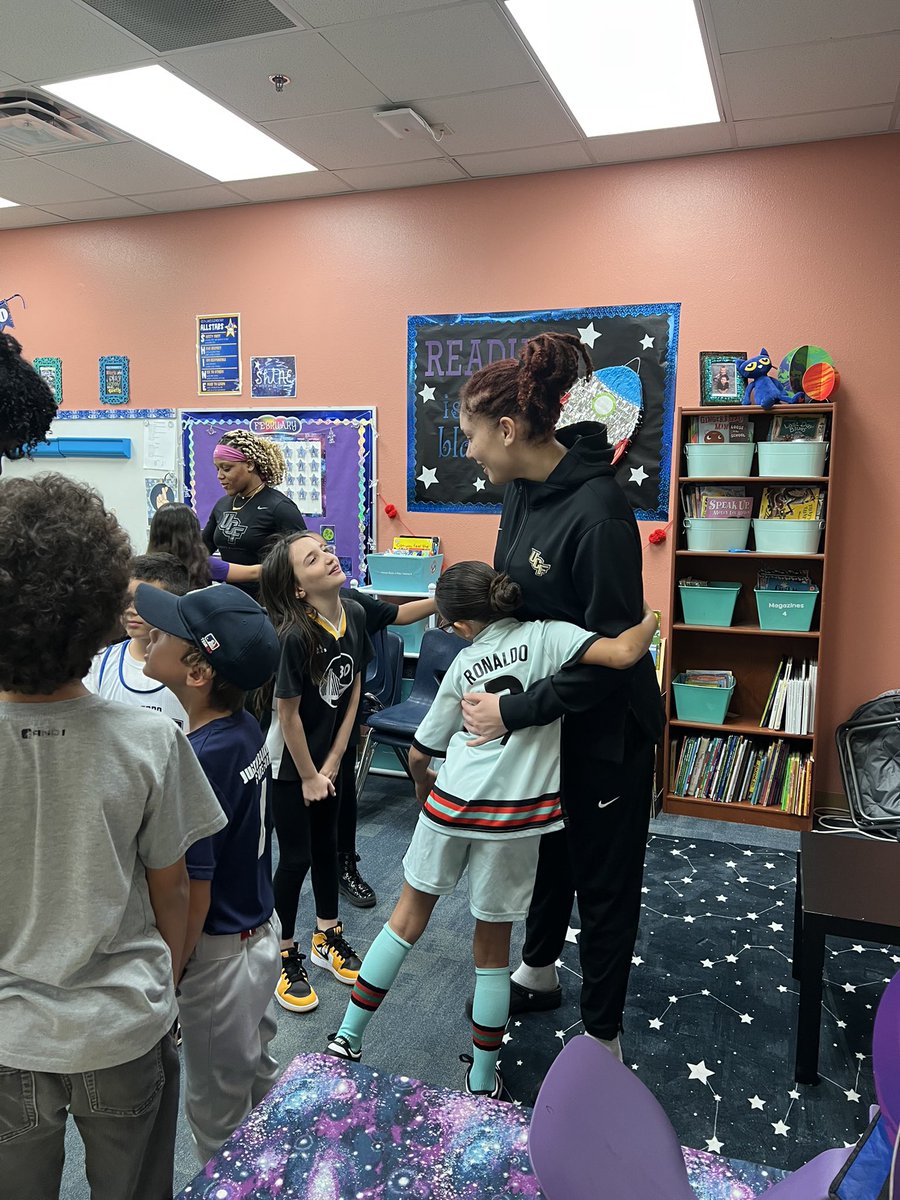 UCF_WBB's tweet photo. Staying active in the community at the Get your Game on event 💪 https://t.co/ou5e6LdxRK
