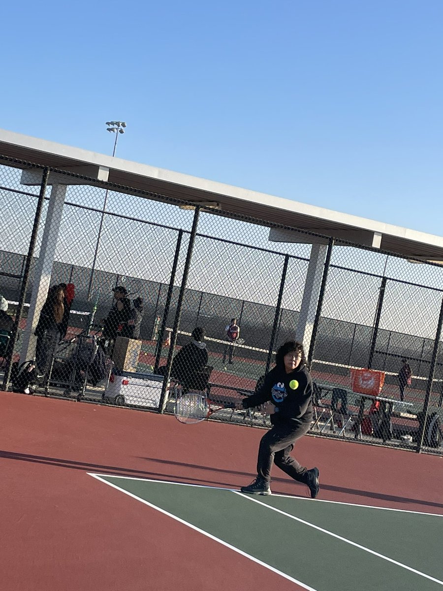 TennisWagner's tweet photo. Tennis tournament at Southwest! The cold never bothered me anyway!
#wagnertennis
#bringthethunder https://t.co/fQGqwUQoVC