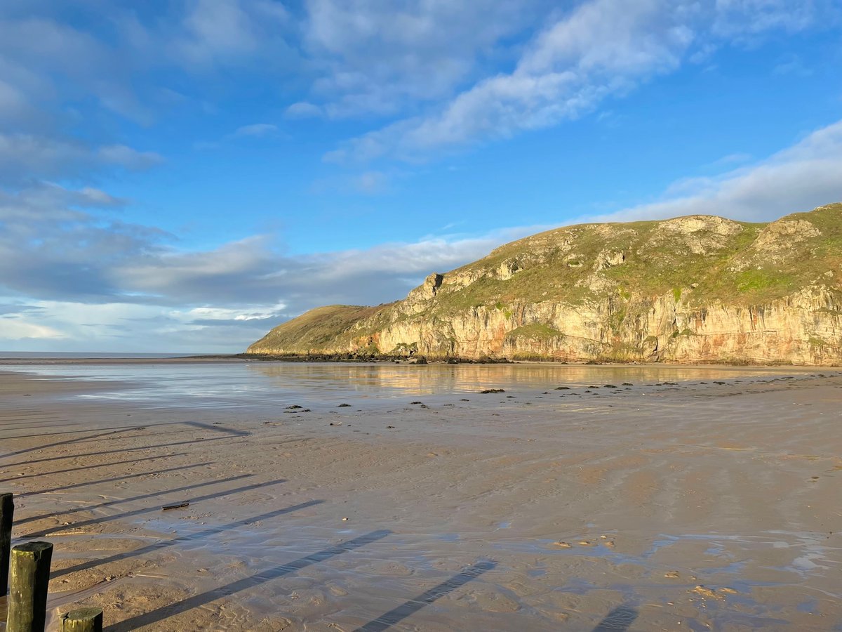 Fancy coffee with a view this weekend?

Head to our beachside café at Brean Down and soak up the stunning coastal scenery.

The café is open daily from 10am.

#NationalTrustSouthWest #BreanDown #SomersetCoast