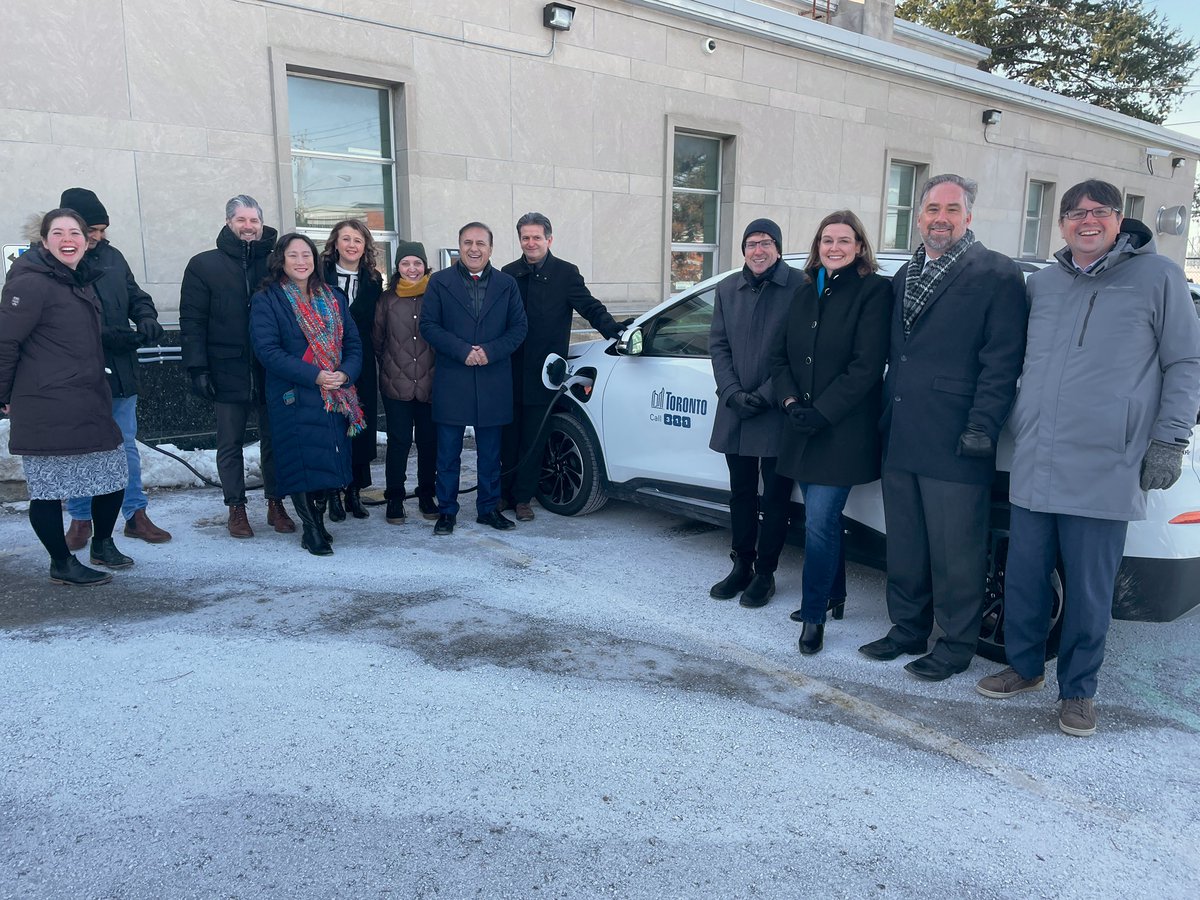 mckelvieAJAX's tweet photo. We're paving the way towards a net-zero future!  Today, I joined MP @JulieDzerowicz, MP @Shafqat_Ali_1, MP @JeanYip3, Mayor @patrickbrownont, @alexversluis, to announce the installation of 2100 new electric vehicle chargers in the GTA. https://t.co/JUB1wmiwkZ