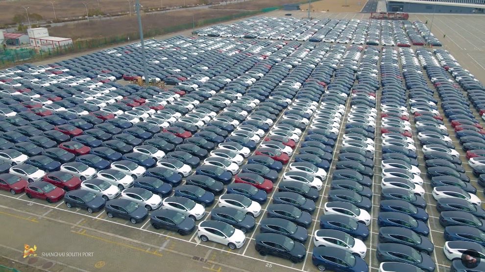 RealTeslaNorth's tweet image. Tesla Giga Shanghai south port showing ramp up after CNY holidays via @bentv_sh youtube.com/watch?v=w4CFjM…