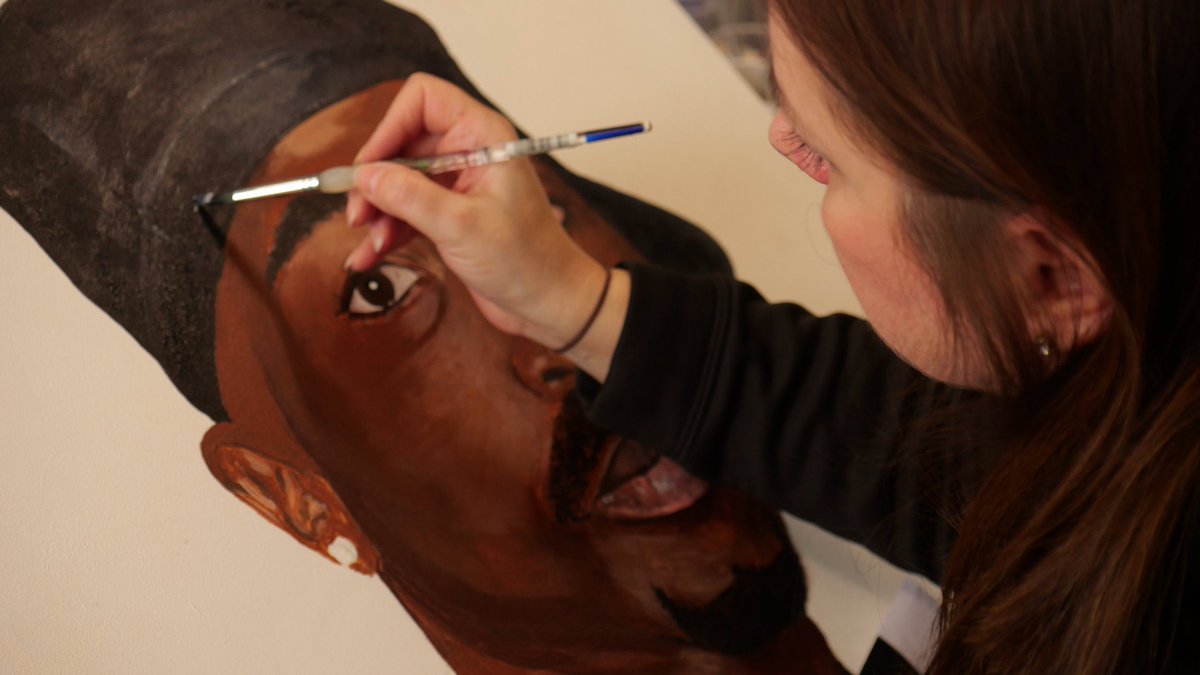 Media Savvy CIC (@mediasavvycic) on Twitter photo Check this out for a feel good Friday post! π€©
Our very own <a href="/LMillerstration/">Lisa Miller</a> has started work on this brilliant, bespoke Tupac portrait that will be displayed in <a href="/DiegosJoint/">Diego's Joint</a> soon! keep all eyez on our socials to see the end result!
#Tupac #Painting #Portrait #AllEyezOnMe Check this out for a feel good Friday post! π€©
Our very own <a href="/LMillerstration/">Lisa Miller</a> has started work on this brilliant, bespoke Tupac portrait that will be displayed in <a href="/DiegosJoint/">Diego's Joint</a> soon! keep all eyez on our socials to see the end result!
#Tupac #Painting #Portrait #AllEyezOnMe