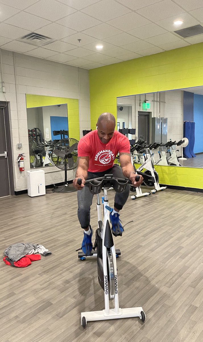 MayorJacques's tweet photo. Quick break. Wellness time. Wearing red to show support for National Wear Red Day! #TriangleGoRed #NWRD #GoRedforWomen https://t.co/DpOrYyfULI