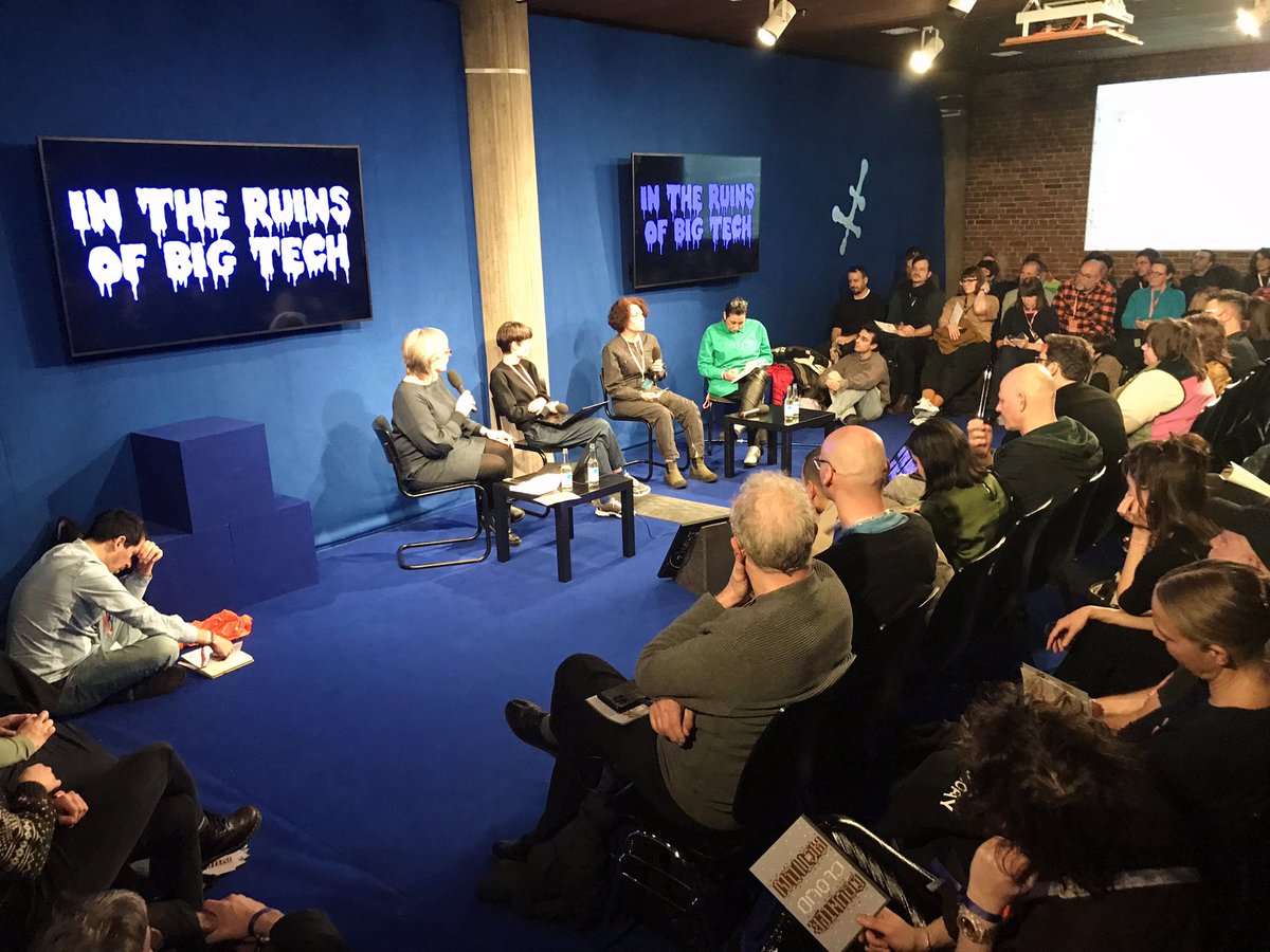 DREAMING IN THE RUINS OF BIG TECH #resist #countercloud <a href="/transmediale/">transmediale</a> 👏
