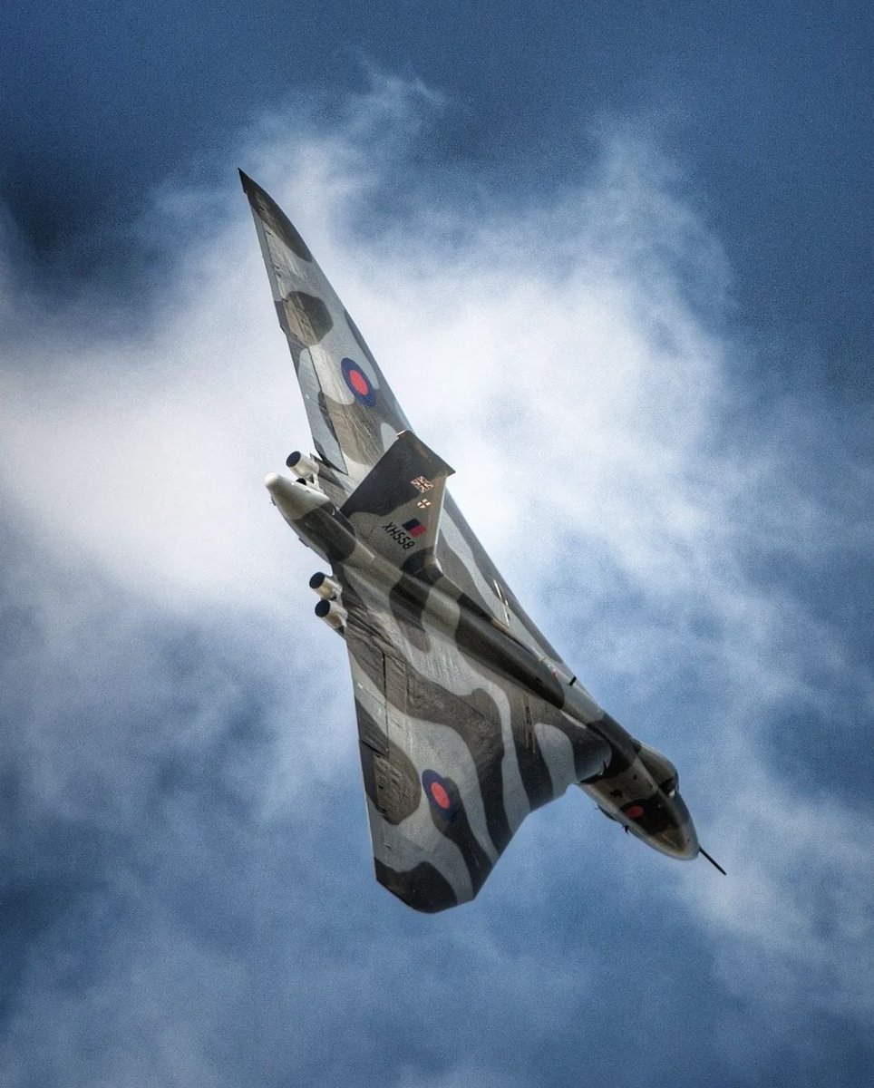 Just booked tickets to go and view the old girl @vulcantothesky see if I can find my name.  #twitterVforce