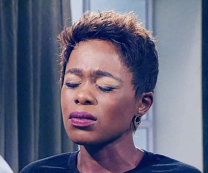 Bashiz3's tweet photo. @destinyzee Apartheid transgender pho..somebody please check on her https://t.co/GZtK9PVn18