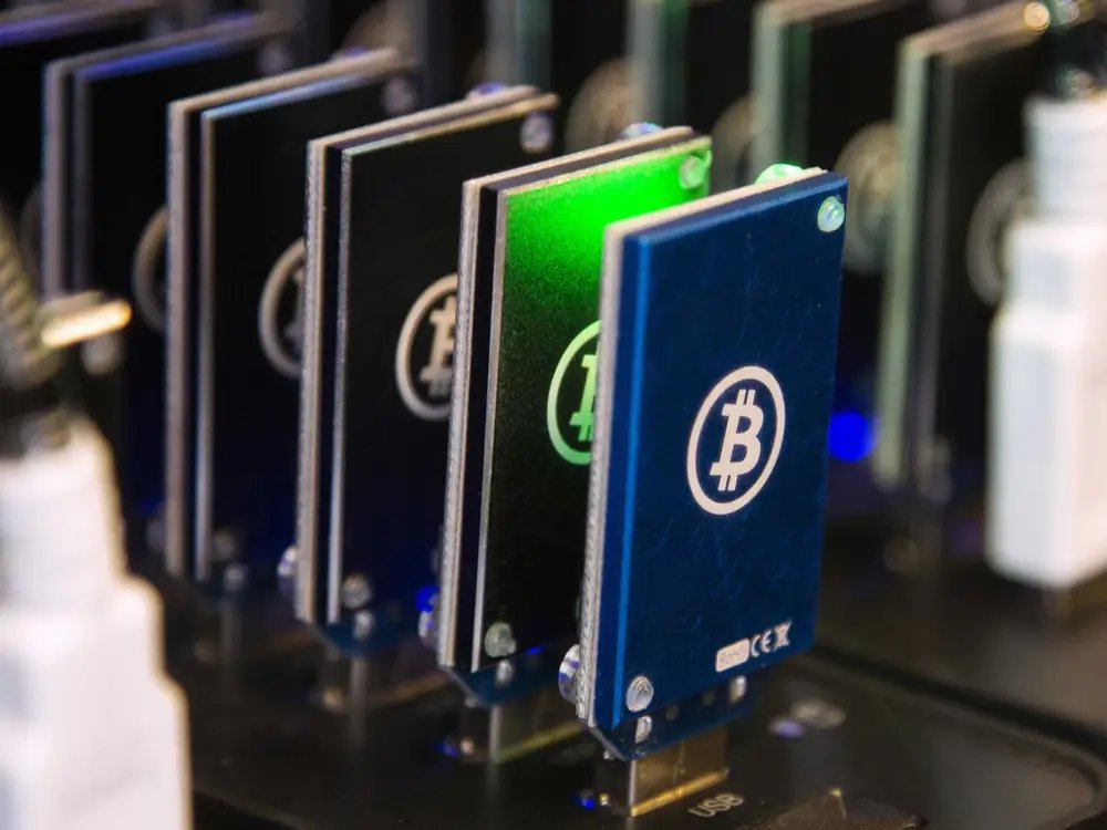 rutaliva0's tweet image. Choose the right #miningsoftware for your needs and goals. #CryptoMiningSoftware