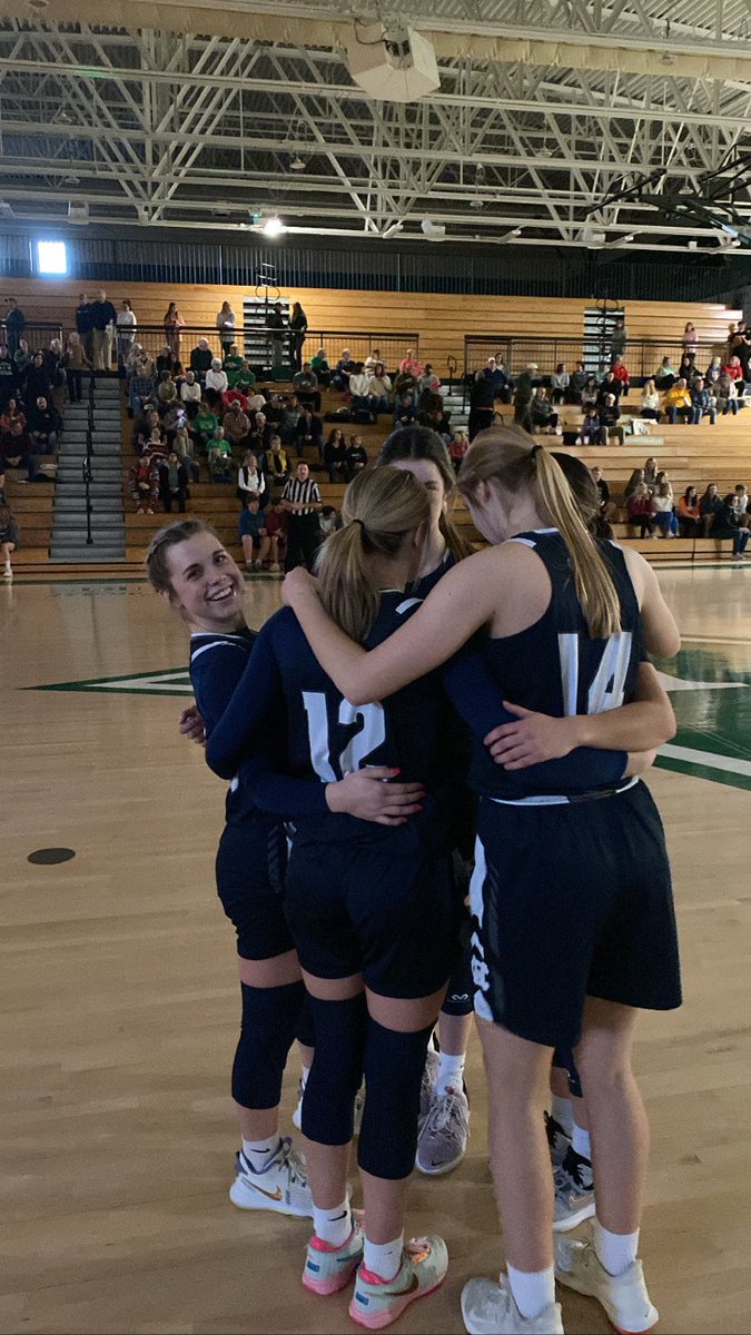 WhiteCo_WBB's tweet photo. Starters for tonight: 
@MaciShelnut 
@NaomiRoberts_BB 
@chandlerweaver_ 
@Kylie_Watkins22 
Claire Beckman 
#120 #3ps #sisterhood https://t.co/izFmq4snXK