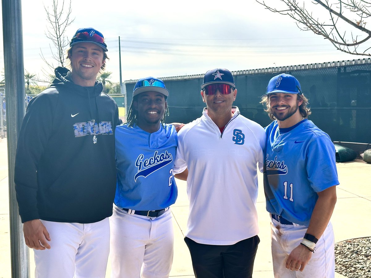 Great to see 3 of my favorite guys who help start Sticks Southwest. Love seeing these young men compete! <a href="/DominickCassel2/">Big Dom</a> 
<a href="/SticksSouthwest/">Sticks Southwest Baseball</a> <a href="/GateWayGeckos/">GateWay CC Athletics</a>