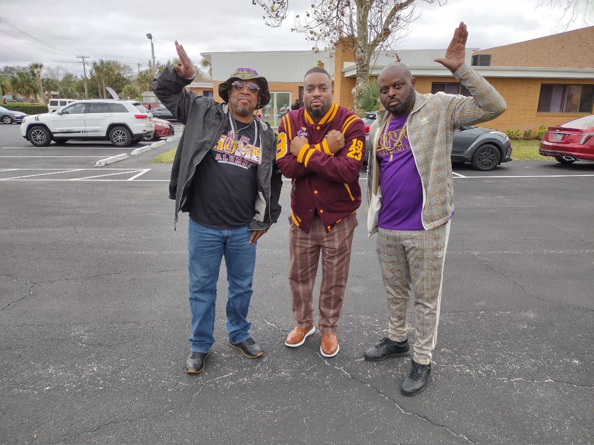 Rodzcomic's tweet image. The Bruhs