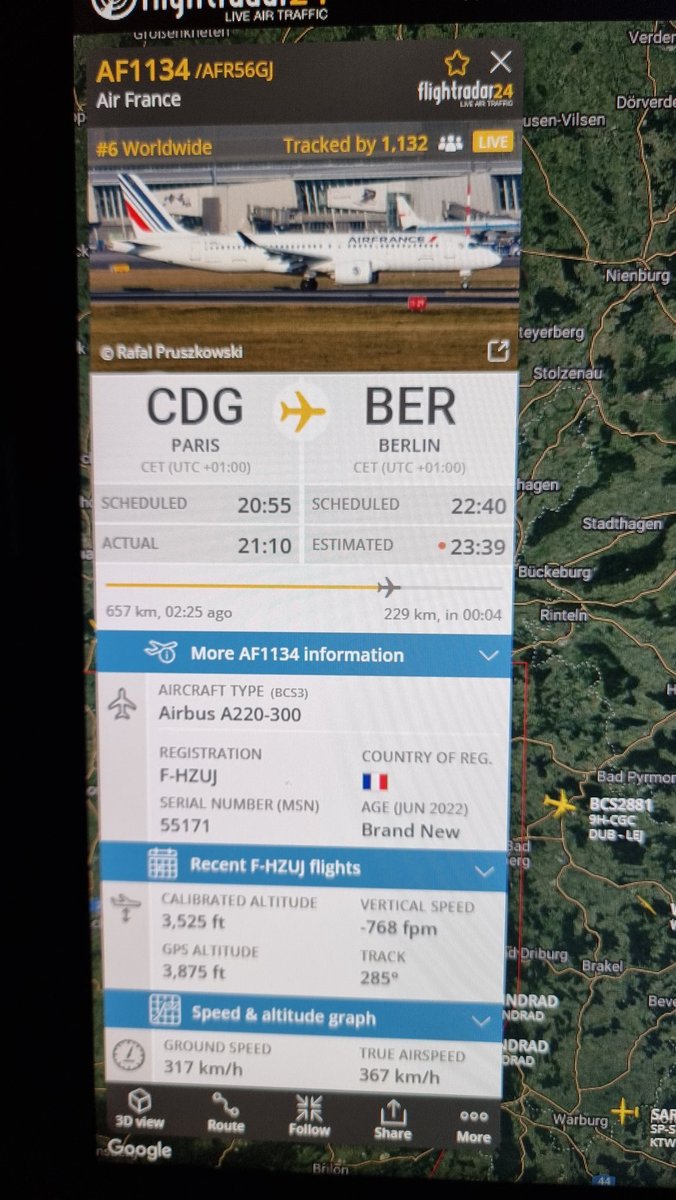 MillersHangOut's tweet photo. Ooops .. stormy weather at #BER Airport. Some flights are diverted. https://t.co/LxR4c7sMel
