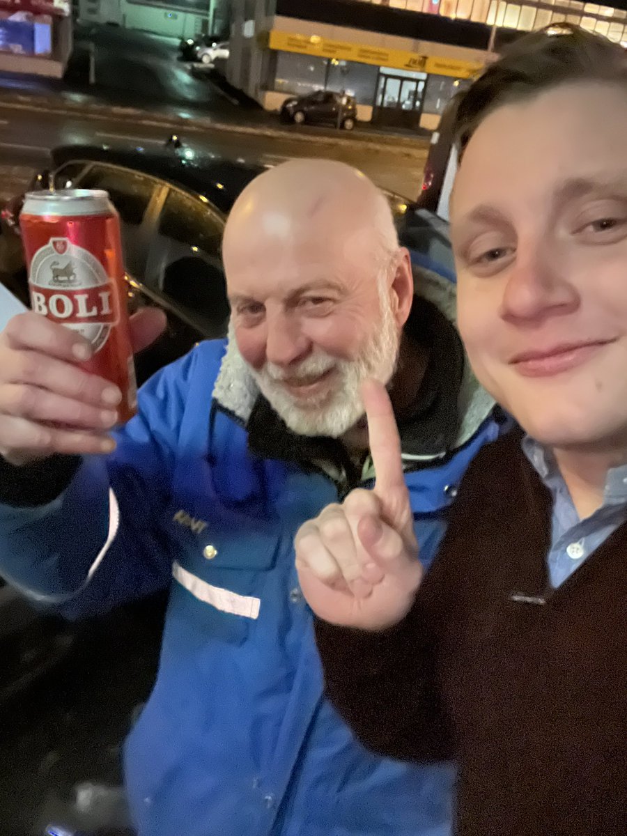 Við Villi stöndum vaktina a Benzanum i kvöld