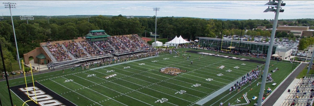 MikeFileppo49's tweet image. Thank you @CoachBarese1 @CMerrittMT @_CoachFrost  @BryantFootball for the opportunity(PWO). I’m proud to join your team. Also thank you to my LaSalle  coaches &amp;amp; teammates.