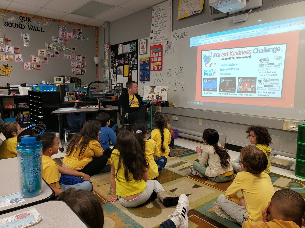 MrLeviSmith's tweet photo. @lufflions learned how to grow kindness through the #GreatKindnessChallenge this week. Check out some of the lessons and class posters we created: #isdstrong https://t.co/75OkqHYMA4