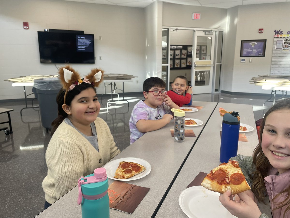 Alondra Rios tweet media